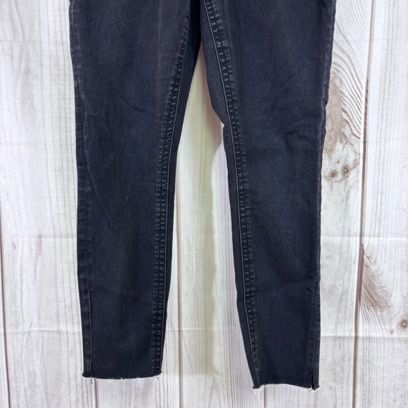 Seven 7 Skinny Ankle Jeans Raw Hem Classic Comfort Stretch Designer Black Size 8 - Picture 3 of 14
